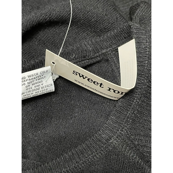 Sweet Romeo Pullover Sweater Long Sleeve Jewel Neck Side Slits Black W US S NWT - Picture 8 of 9